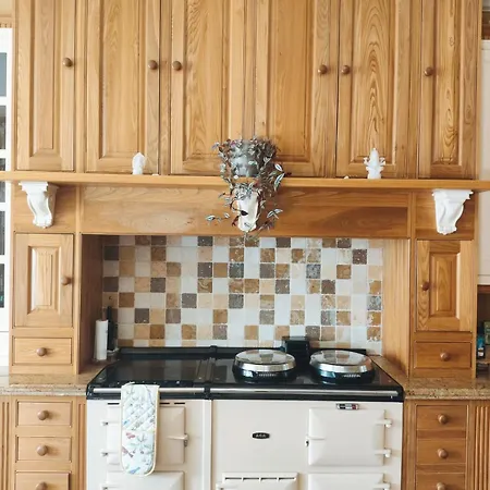 Шале Charlesfort House *