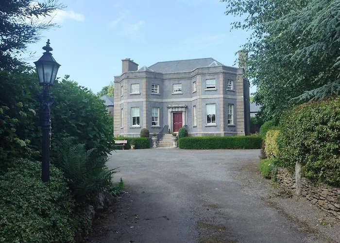 Chalet Charlesfort House