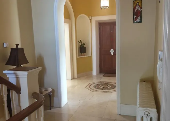 Chalet Charlesfort House *